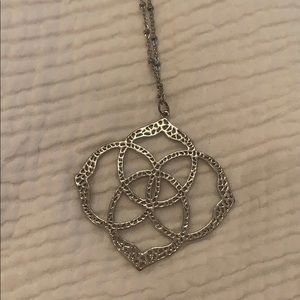 Kendra Scott necklace